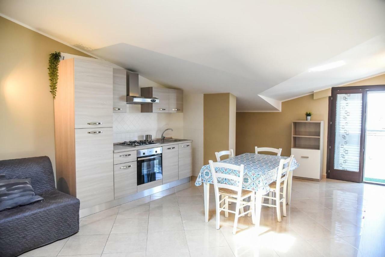 Attic Aries Appartement Montesilvano Marina Buitenkant foto