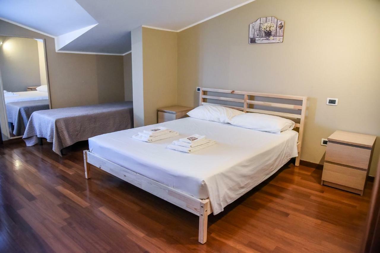 Attic Aries Appartement Montesilvano Marina Buitenkant foto
